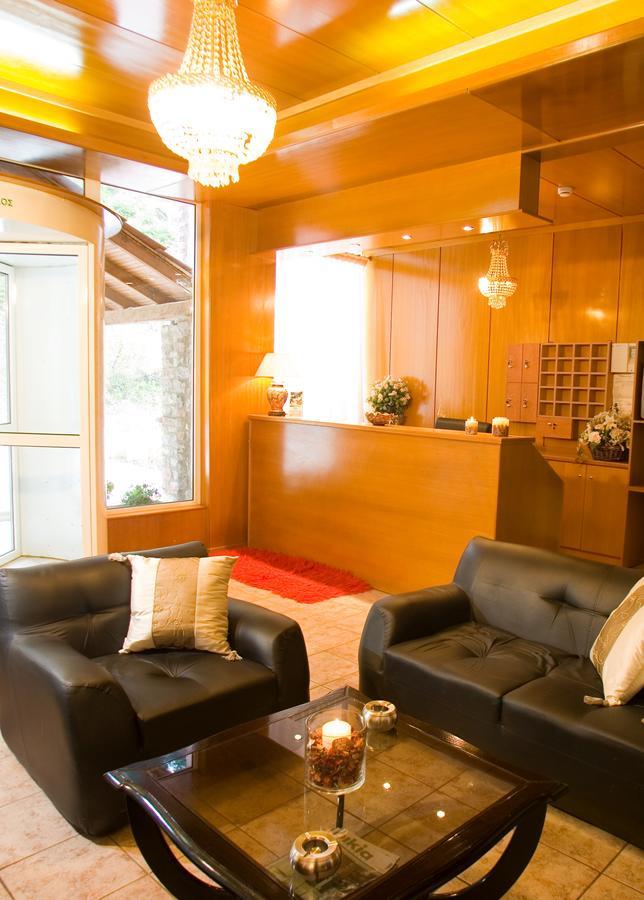 Koutsikouris Hotel Platanakos Exteriér fotografie